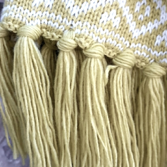 NWT OLD NAVY KNIT SCARF - Picture 8 of 9